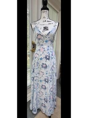 Lulu Floral Maxi Dress Size S, EUC